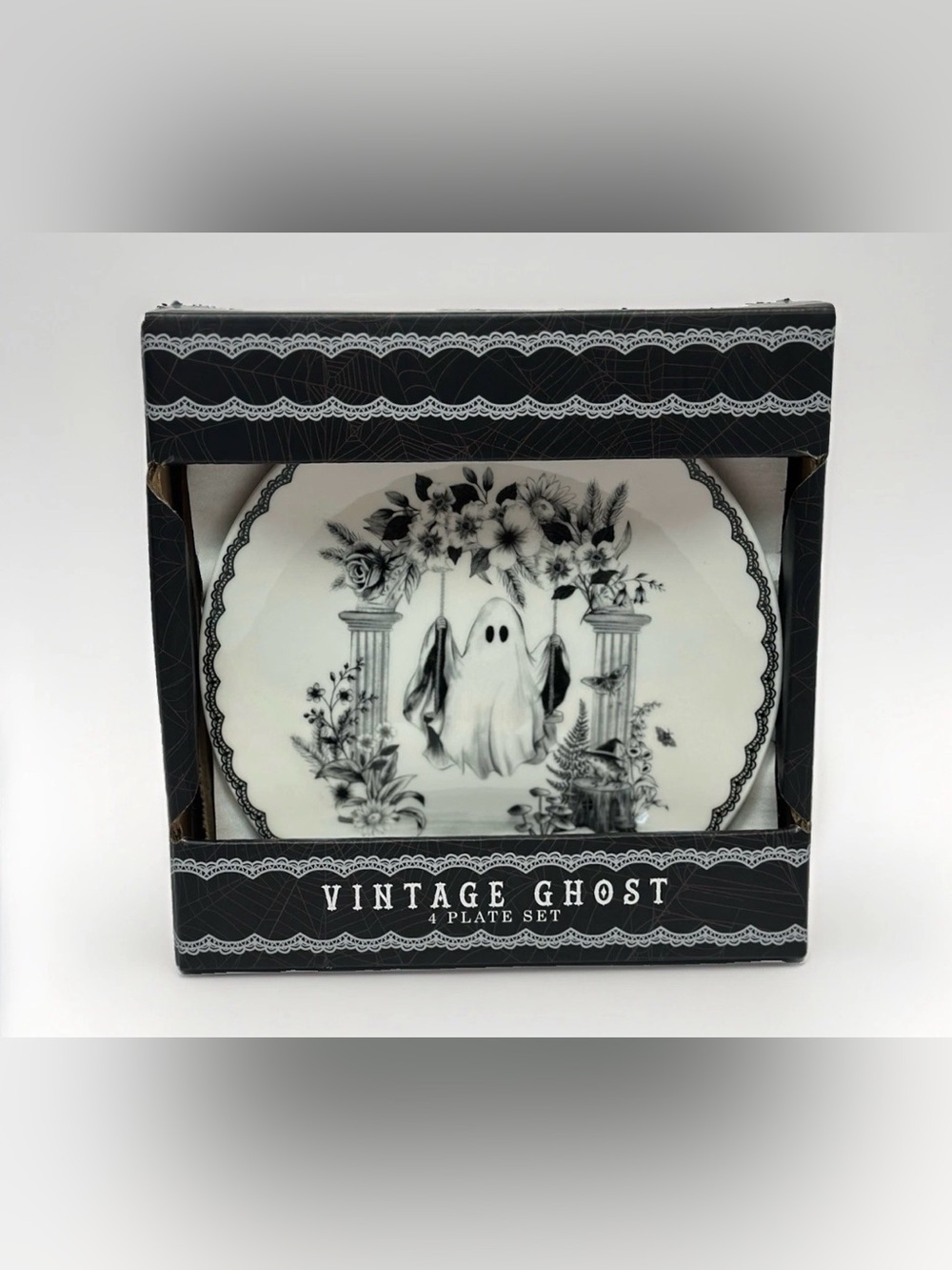 👻🖤 NEW Eaton Fine Dining Vintage Ghost Halloween Plates Set of 4 Black White